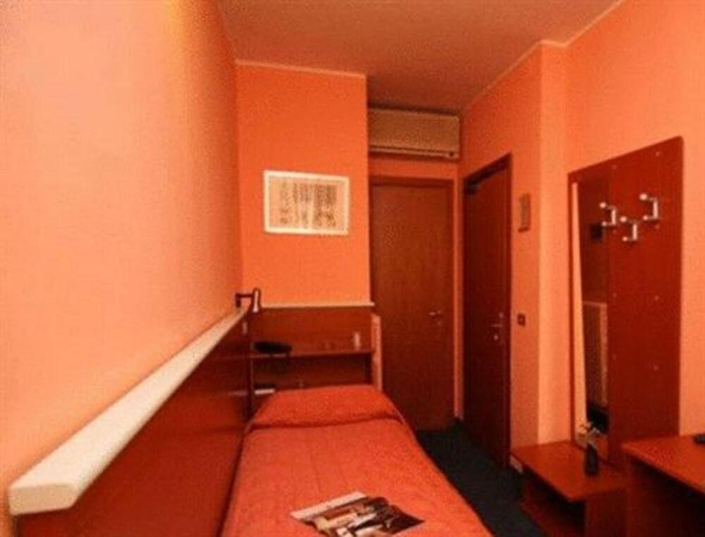 Hotel Del Sud Milano Ngoại thất bức ảnh