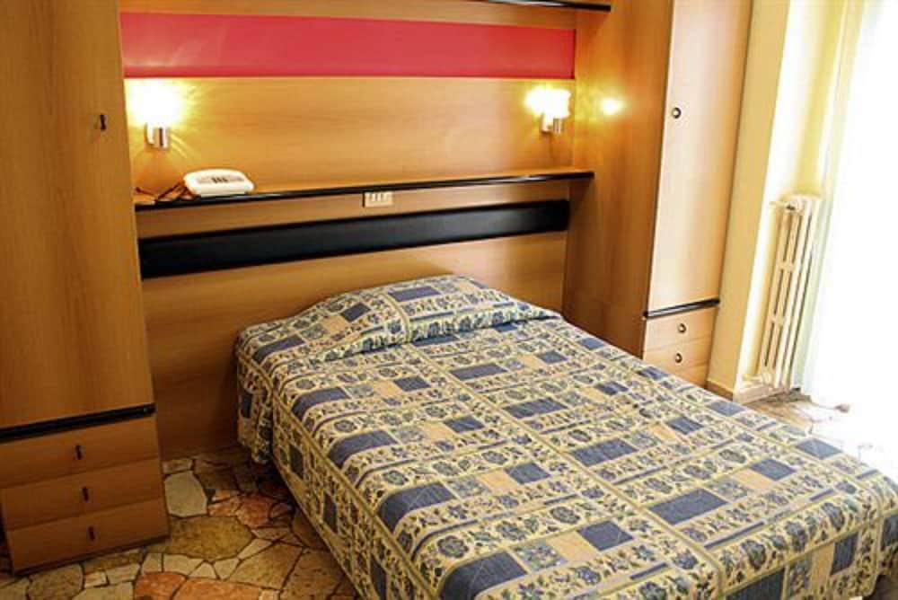 Hotel Del Sud Milano Ngoại thất bức ảnh
