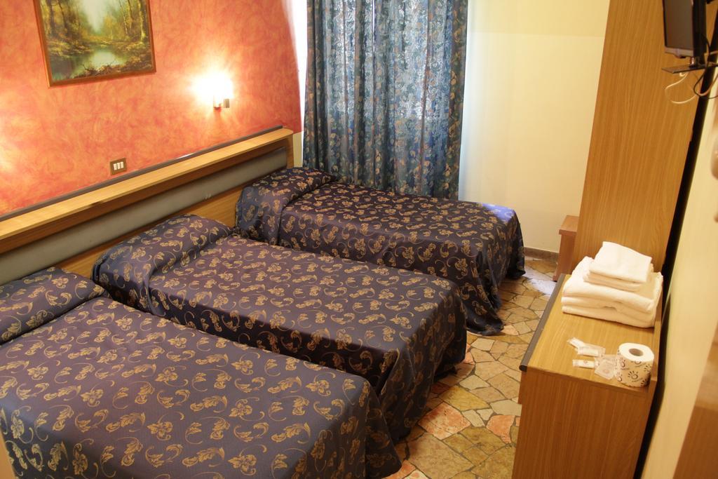 Hotel Del Sud Milano Ngoại thất bức ảnh