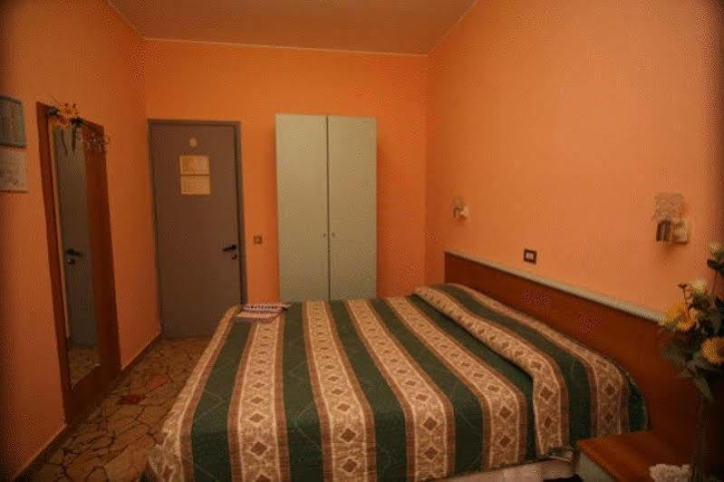 Hotel Del Sud Milano Ngoại thất bức ảnh